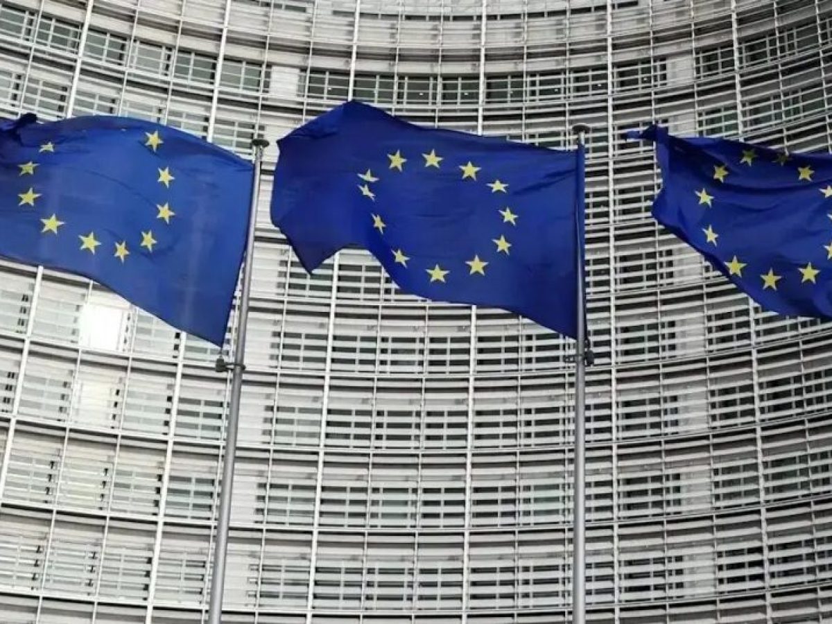 Κομισιόν: «Πράσινο φως» για εκταμίευση 1,18 δισ. ευρώ προς την Ελλάδα