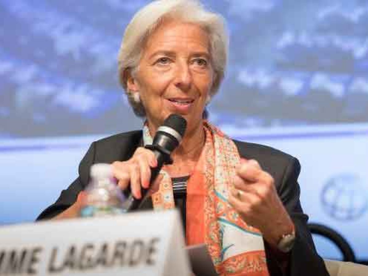 Εκκληση Λαγκάρντ για τη λήψη στοχευμένων μέτρων για την ενίσχυση της οικονομίας