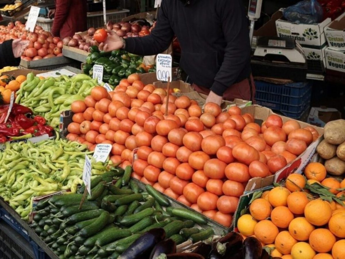Λαϊκές: Πετρέλαιο και λιπάσματα «εκτοξεύουν» το κόστος παραγωγής