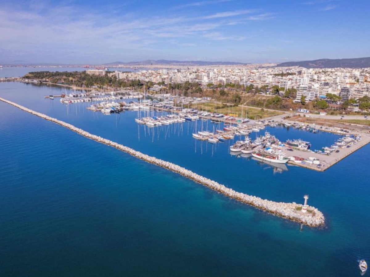 Ενδιαφέρον από 5 επενδυτικά σχήματα για την Μαρίνα Αρετσούς