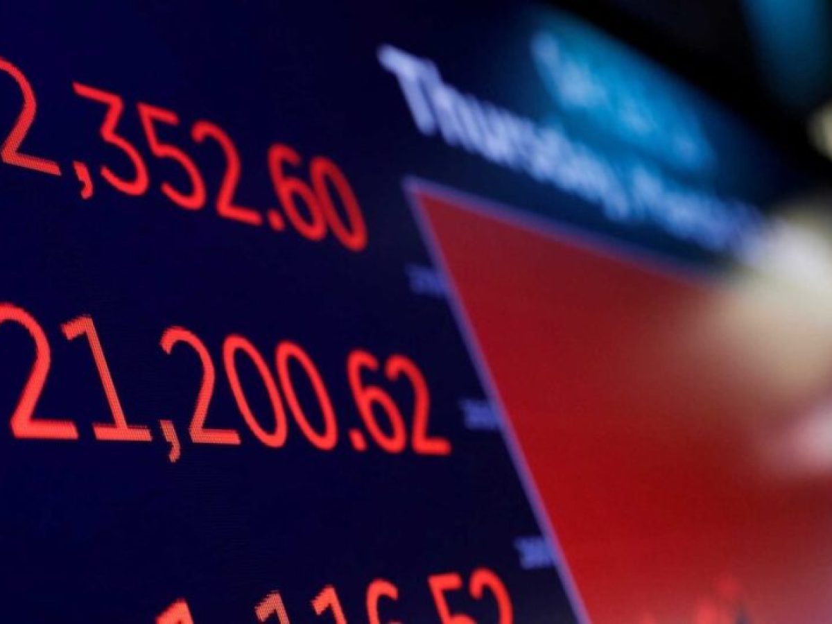 «Πολεμικές συνθήκες» στο Χρηματιστήριο Αθηνών, με βουτιά 4% και ισχυρές απώλειες στα ευρωπαϊκά χρηματιστήρια