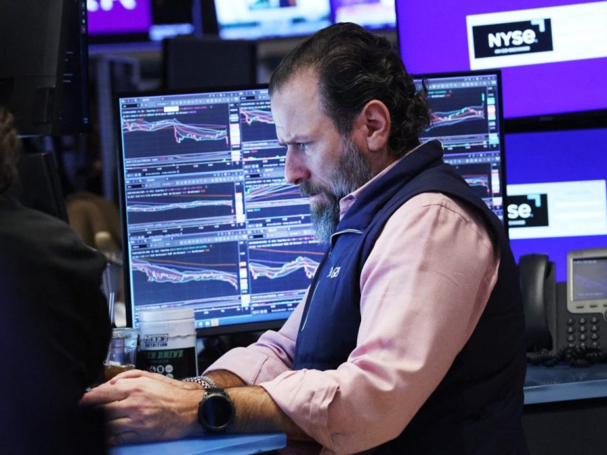 Πτώση καταγράφουν τα ευρωπαϊκά χρηματιστήρια λόγω των εξελίξεων στη Μέση Ανατολή