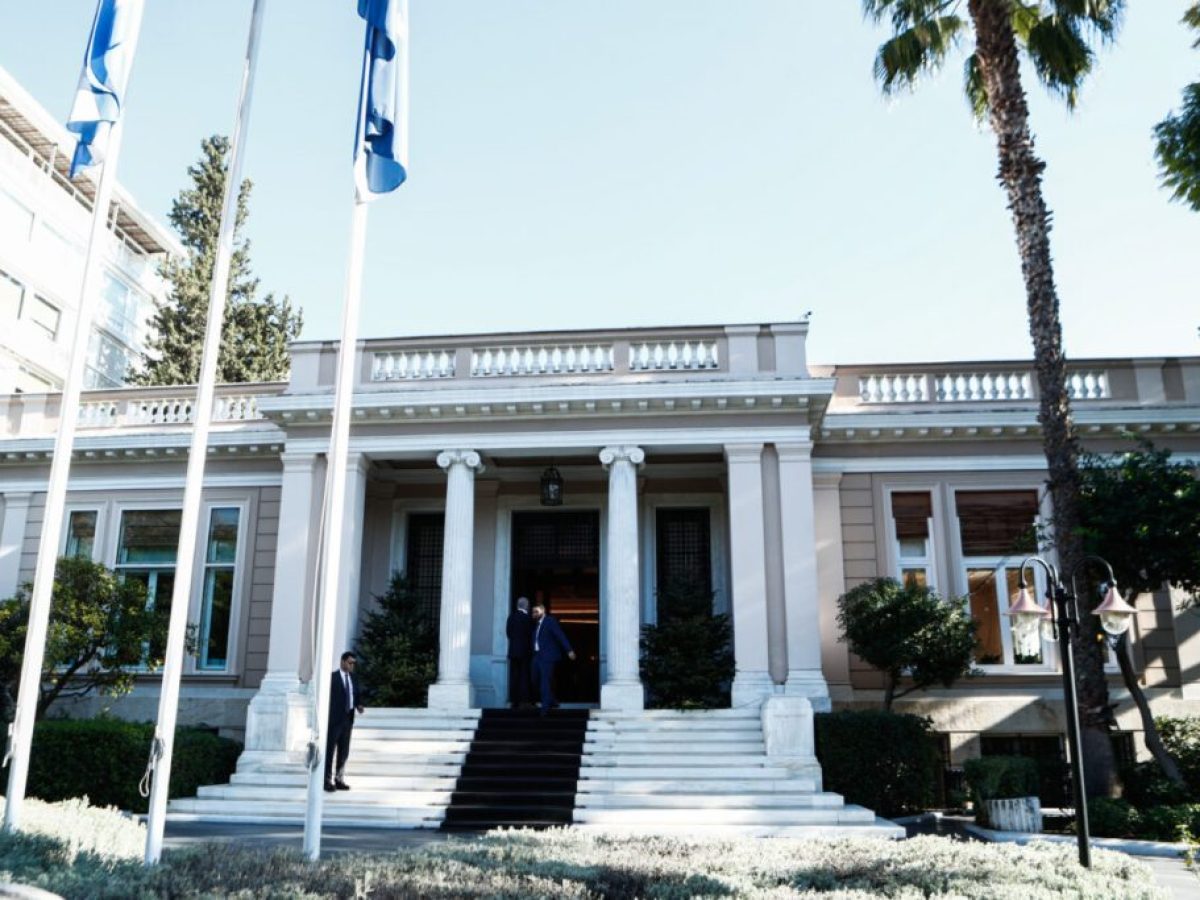 Κυβέρνηση: Όχι σε μέτρα τύπου fuel pass