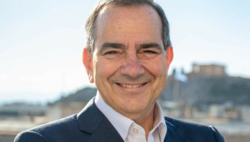 Golden Age Capital: Νέα στρατηγική επένδυση στον κλάδο των φαρμακείων