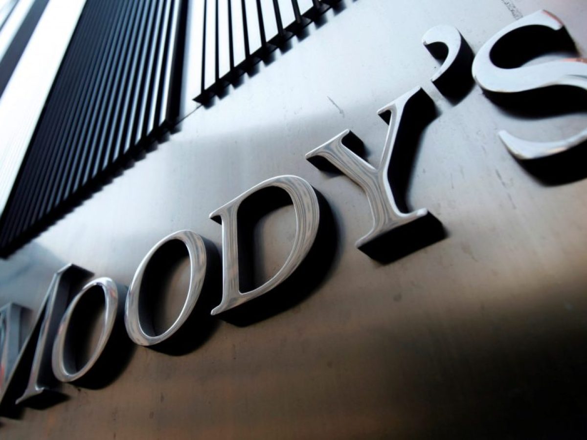 Moody’s: Ποια «αγκάθια» εντοπίζει στην ελληνική οικονομία – Τα ρίσκα, οι κίνδυνοι