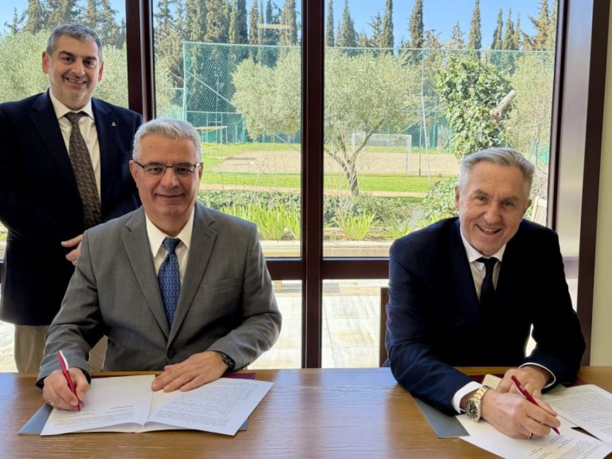 Μνημόνιο συνεργασίας του Anatolia American University με το Ινστιτούτο Χρηματοοικονομικού Αλφαβητισμού