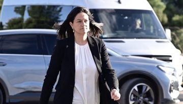 Ά&nu;&omicron;&iota;&xi;&epsilon; &omicron; &delta;&rho;ό&mu;&omicron;&sigmaf; &gamma;&iota;&alpha; &alpha;&upsilon;&xi;ή&sigma;&epsilon;&iota;&sigmaf; &mu;&iota;&sigma;&theta;ώ&nu; &kappa;&alpha;&iota; &pi;&alpha;&rho;&omicron;&chi;ώ&nu; &mu;&epsilon; &nu;έ&epsilon;&sigmaf; &kappa;&lambda;&alpha;&delta;&iota;&kappa;έ&sigmaf; &sigma;&upsilon;&mu;&beta;ά&sigma;&epsilon;&iota;&sigmaf;