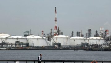 Νέα άνοδος στο πετρέλαιο εν μέσω αβεβαιότητας για την έκβαση του πολέμου στο Ιράν που εισήλθε στην πέμπτη εβδομάδα