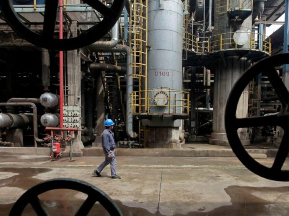 Η Κίνα παίρνει μέτρα για να μην ξεμείνει από καύσιμα: Στοπ στις εξαγωγές diesel και αμόλυβδης