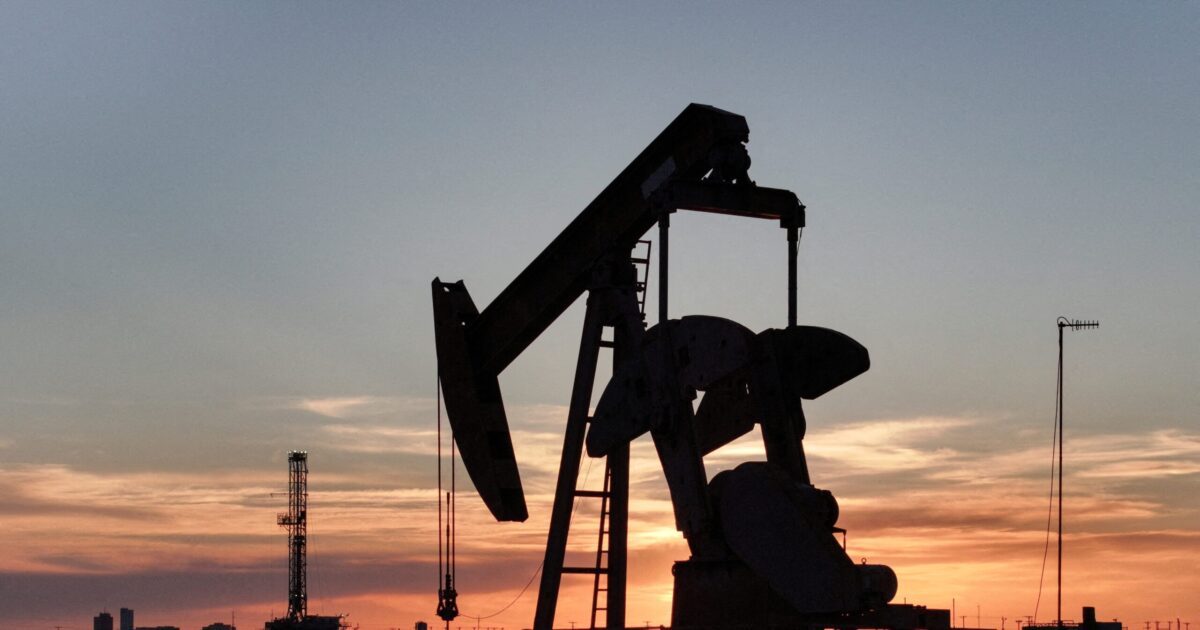 petrelaio-kausima-reuters-scaled-1-1200x630-2