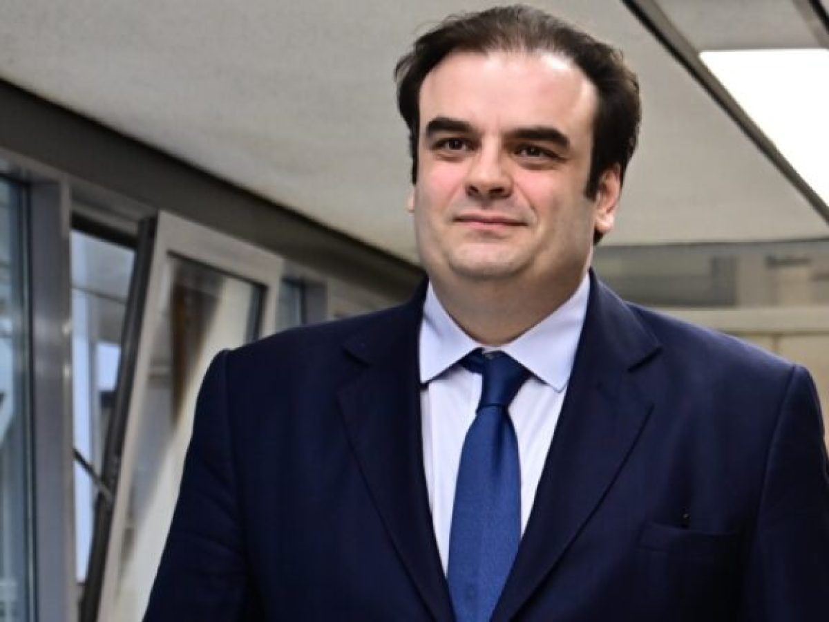 Πιερρακάκης: Κεντρικός ομιλητής στο 14ο ετήσιο συνέδριο της Εuronext στο Παρίσι – Συνάντηση με τον επικεφαλής της International Energy Agency