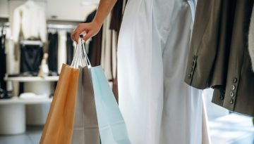 &Pi;&alpha;&gamma;&kappa;ό&sigma;&mu;&iota;&alpha; &Eta;&mu;έ&rho;&alpha; &Kappa;&alpha;&tau;&alpha;&nu;&alpha;&lambda;&omega;&tau;ή: &Pi;ώ&sigmaf; &alpha;&lambda;&lambda;ά&zeta;&omicron;&upsilon;&nu; &omicron;&iota; &sigma;&upsilon;&nu;ή&theta;&epsilon;&iota;&epsilon;&sigmaf; &tau;&omega;&nu; &kappa;&alpha;&tau;&alpha;&nu;&alpha;&lambda;&omega;&tau;ώ&nu; &ndash; &Tau;&alpha; &sigma;&tau;&omicron;&iota;&chi;&epsilon;ί&alpha; &gamma;&iota;&alpha; &tau;&eta;&nu; &Epsilon;&lambda;&lambda;ά&delta;&alpha;