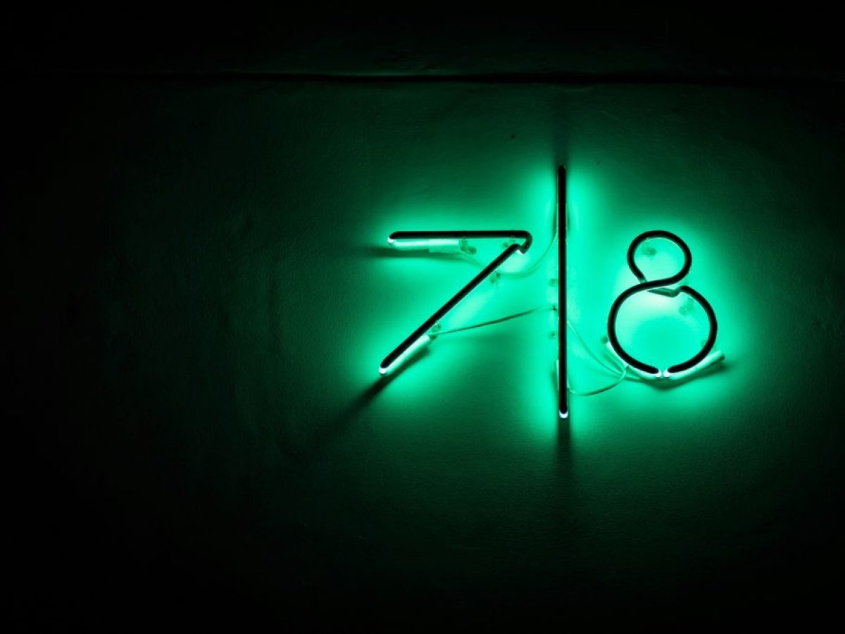 Πορτοκαλί τιμολόγια ρεύματος: Πώς θα λειτουργούν και ποιοι μπορούν να κερδίσουν από τις νέες χρεώσεις