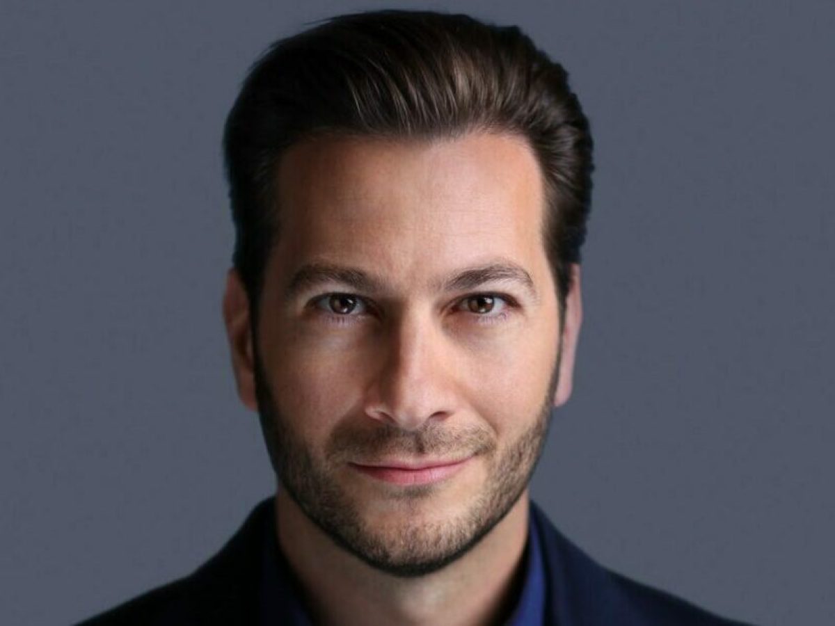 Υ/ΚΝΟΤ Invest: Μετοχικές ανακατατάξεις με έμμεσο έλεγχο 26,75% από τους Ρήγα και Παναγιώτη Τζώρτζη