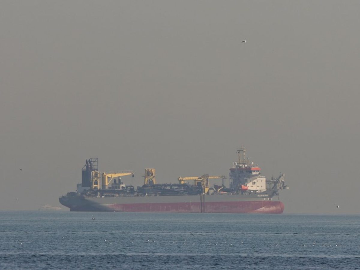 Σε τροχιά ιστορικού υψηλού το πετρέλαιο λόγω του πολέμου στο Ιράν