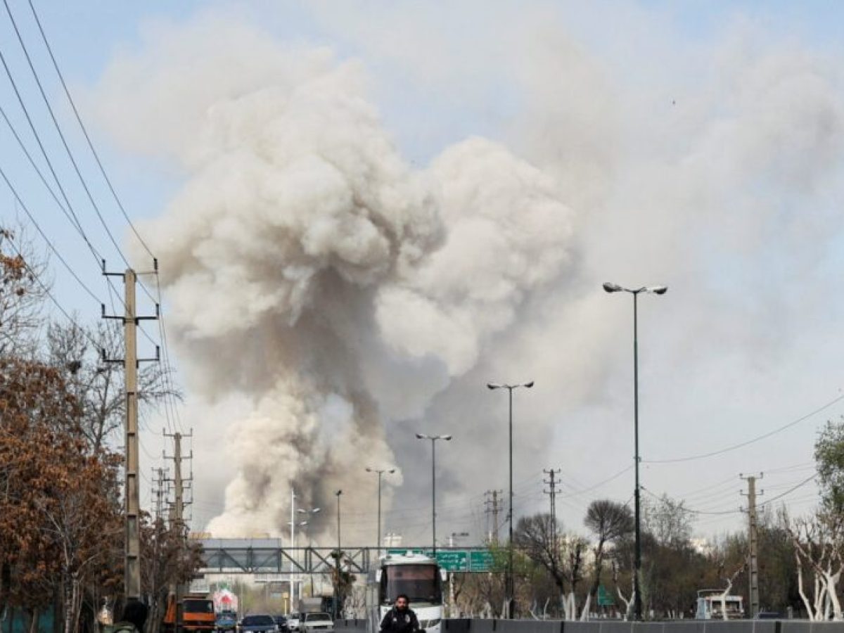 Ο πόλεμος φέρνει πληθωρισμό, που κάνει «καλό» στο χρέος και «κακό» στις τσέπες – Τι ετοιμάζεται να κάνει η κυβέρνηση