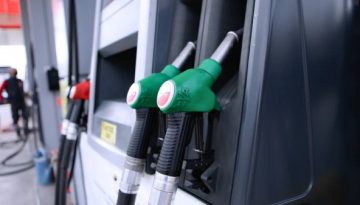 &Pi;ό&lambda;&epsilon;&mu;&omicron;&sigmaf; &Iota;&rho;ά&nu;: &Epsilon;&phi;&tau;&alpha;&sigma;&epsilon; &sigma;&tau;&alpha; 2 &epsilon;&upsilon;&rho;ώ &eta; &beta;&epsilon;&nu;&zeta;ί&nu;&eta; &ndash; &Tau;&alpha; &alpha;ί&tau;&iota;&alpha;
