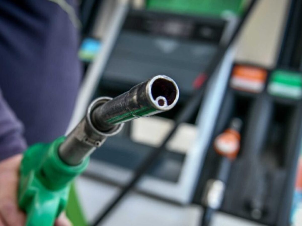 Εφιάλτης τα καύσιμα: Η αύξηση στην αντλία ξεπερνά και τα 10 ευρώ ανά γέμισμα και έπεται συνέχεια