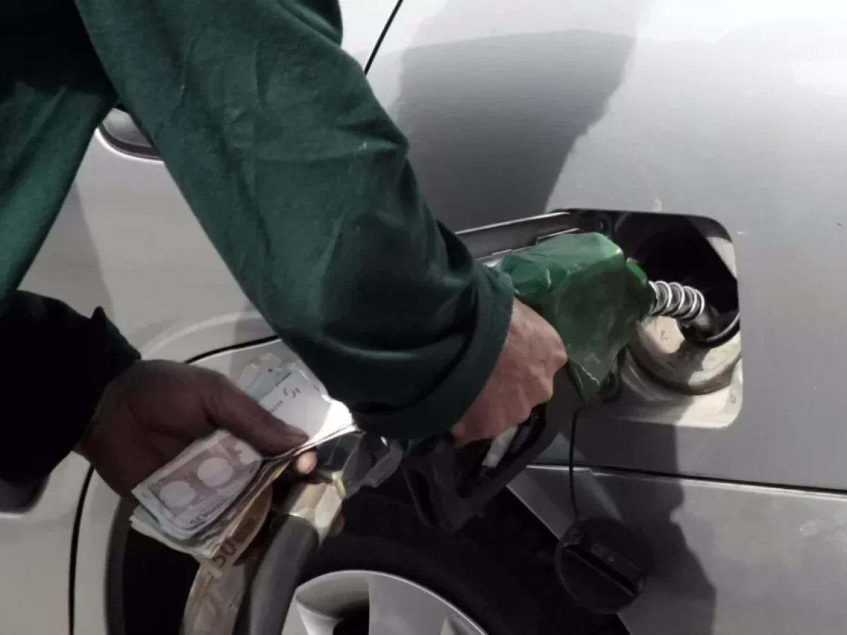 Την Τρίτη ψηφίζονται στη Βουλή τα μέτρα για την επιδότηση καυσίμων και τη στήριξη λόγω ενεργειακού κόστους