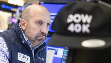 Wall Street: Υποχώρηση μετά το ράλι μέσα σε αβεβαιότητα