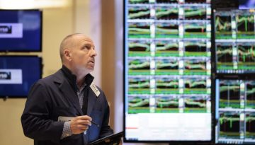 Νευρικότητα και μεικτά πρόσημα στη Wall Street