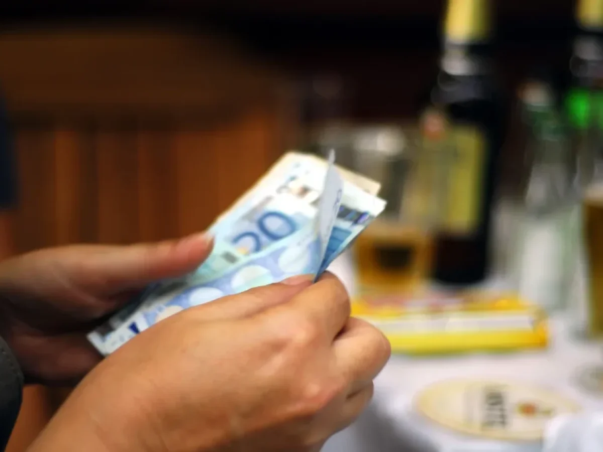 Νέο επίδομα χωρίς ηλικιακό όριο: Ποιους αφορά – Όσα πρέπει να γνωρίζετε