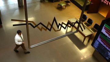 Χρηματιστήριο: Αστάθεια με την προσοχή στις τράπεζες