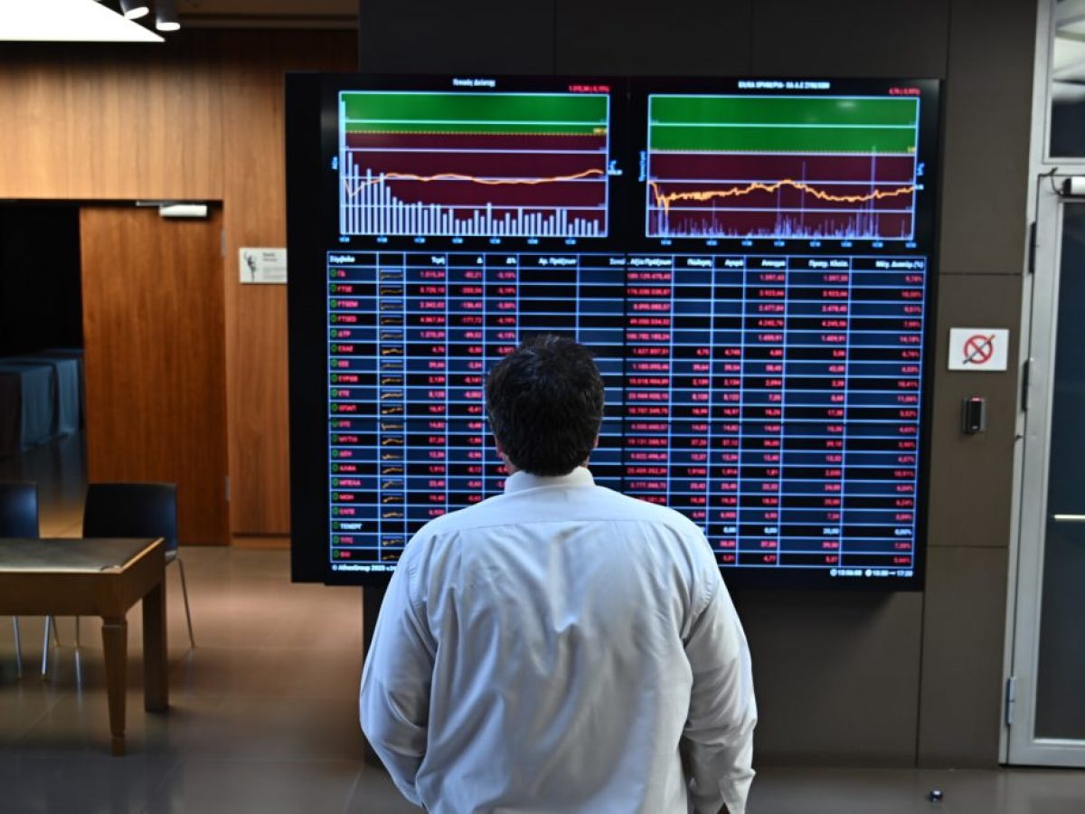 Χρηματιστήριο: Κινήσεις γύρω από τις 2.100 μονάδες