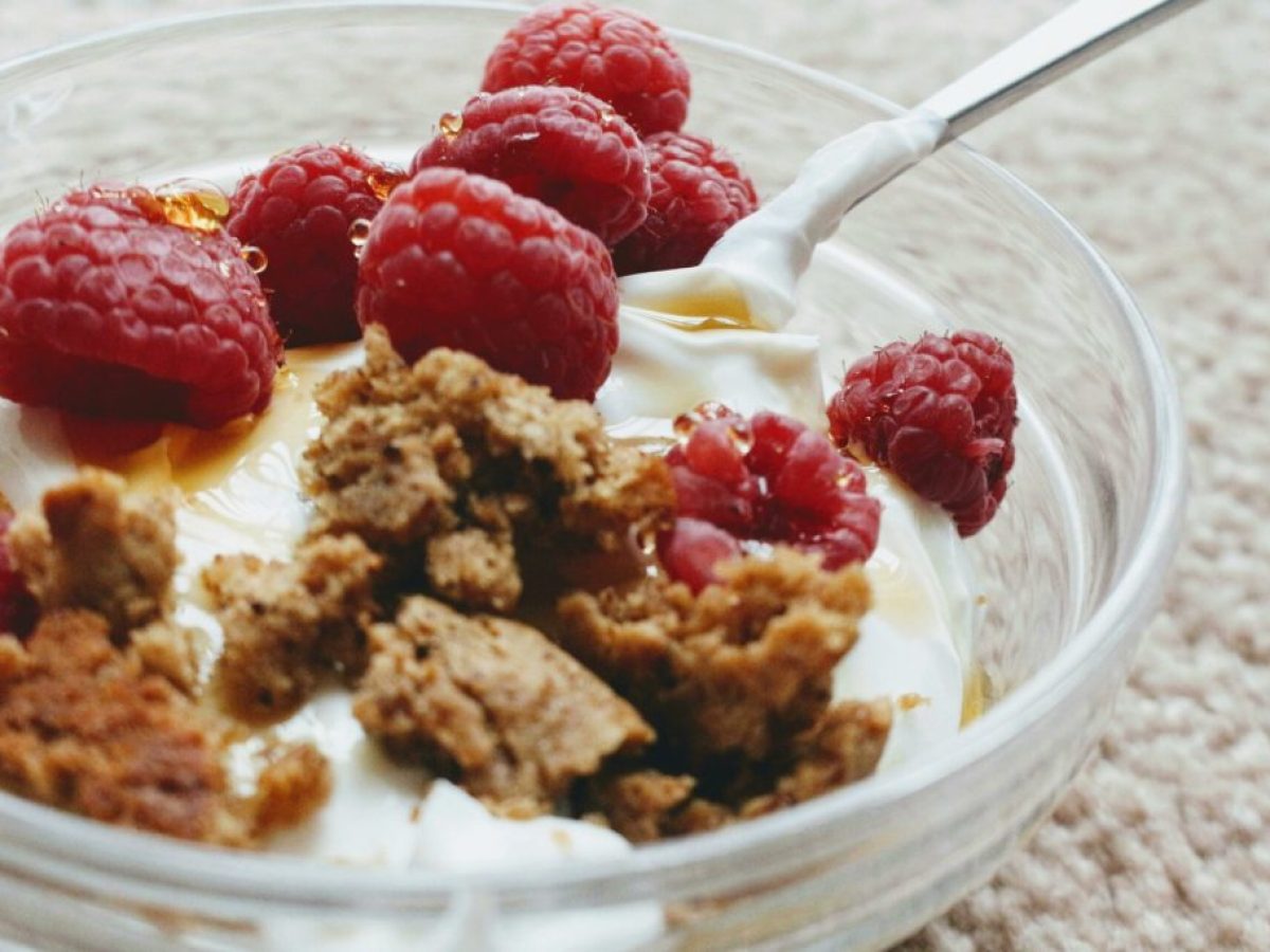 Ελληνικό γιαούρτι: Πώς ΦΑΓΕ και Κρι Κρι κατακτούν τη Μεγάλη Βρετανία