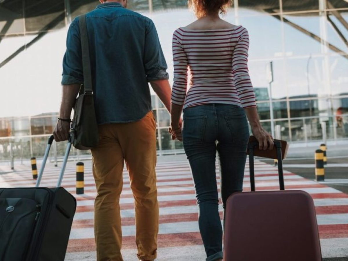 Youth Pass: Πότε ανοίγει η πλατφόρμα για αιτήσεις, ποιοι είναι δικαιούχοι του επιδόματος