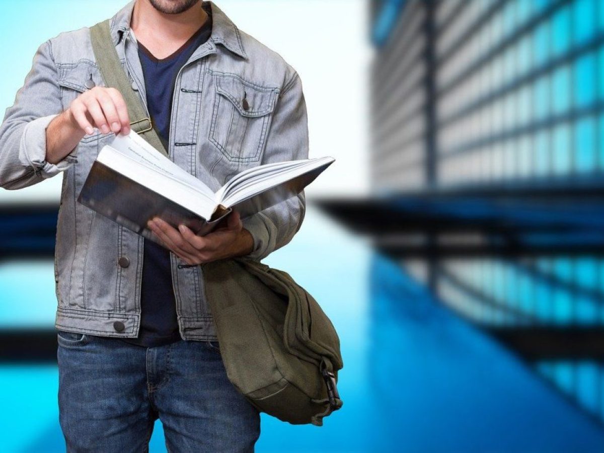 Υποτροφία για μεταπτυχιακές σπουδές δημοσιογραφίας και επικοινωνίας καθιερώνει το Ίδρυμα Λίλιαν Βουδούρη