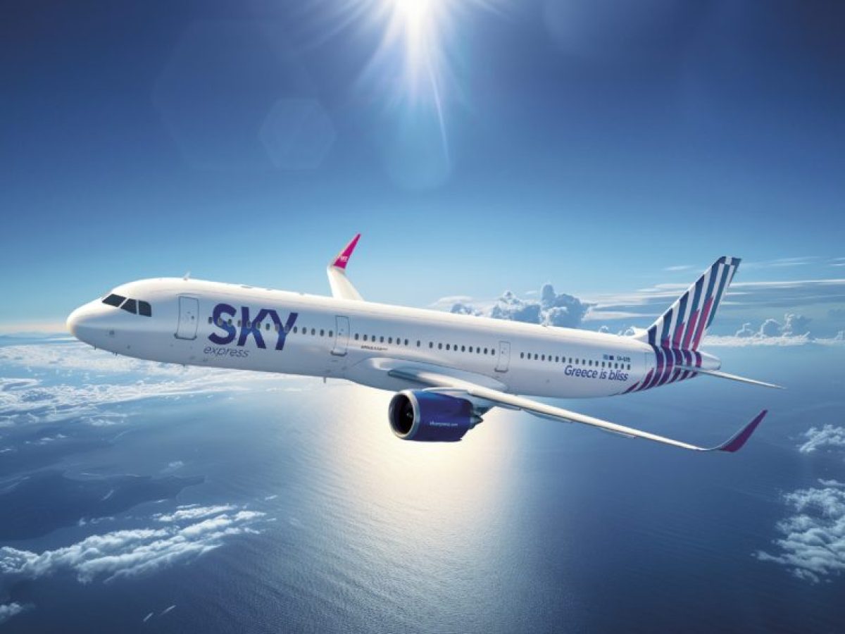 Η Sky Express μεταφέρει και φέτος το Άγιο Φως σε κάθε γωνιά της Ελλάδας