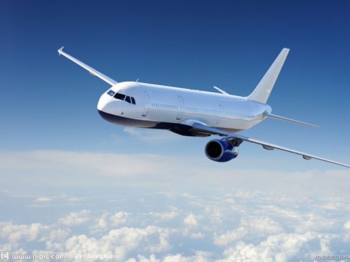 «Στεγνώνουν» οι αεροπορικές στην Ευρώπη: Πώς η έλλειψη καυσίμων από το κλειστό Ορμούζ ωφελεί τις ΗΠΑ