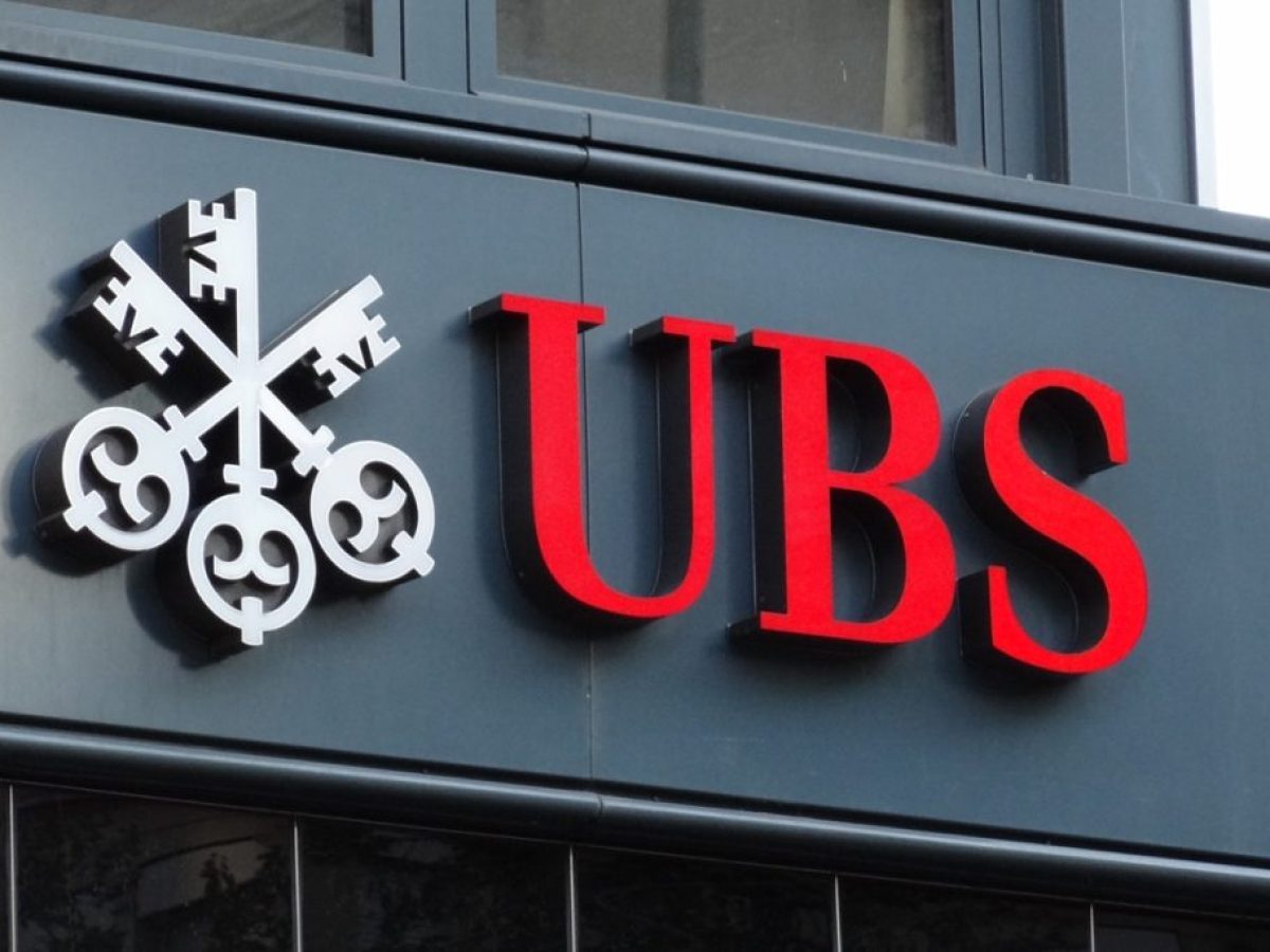 UBS: Οι 10 «ασφαλείς» μετοχές με ισχυρά μερίσματα – «Ασφαλές καταφύγιο» οι ΗΠΑ