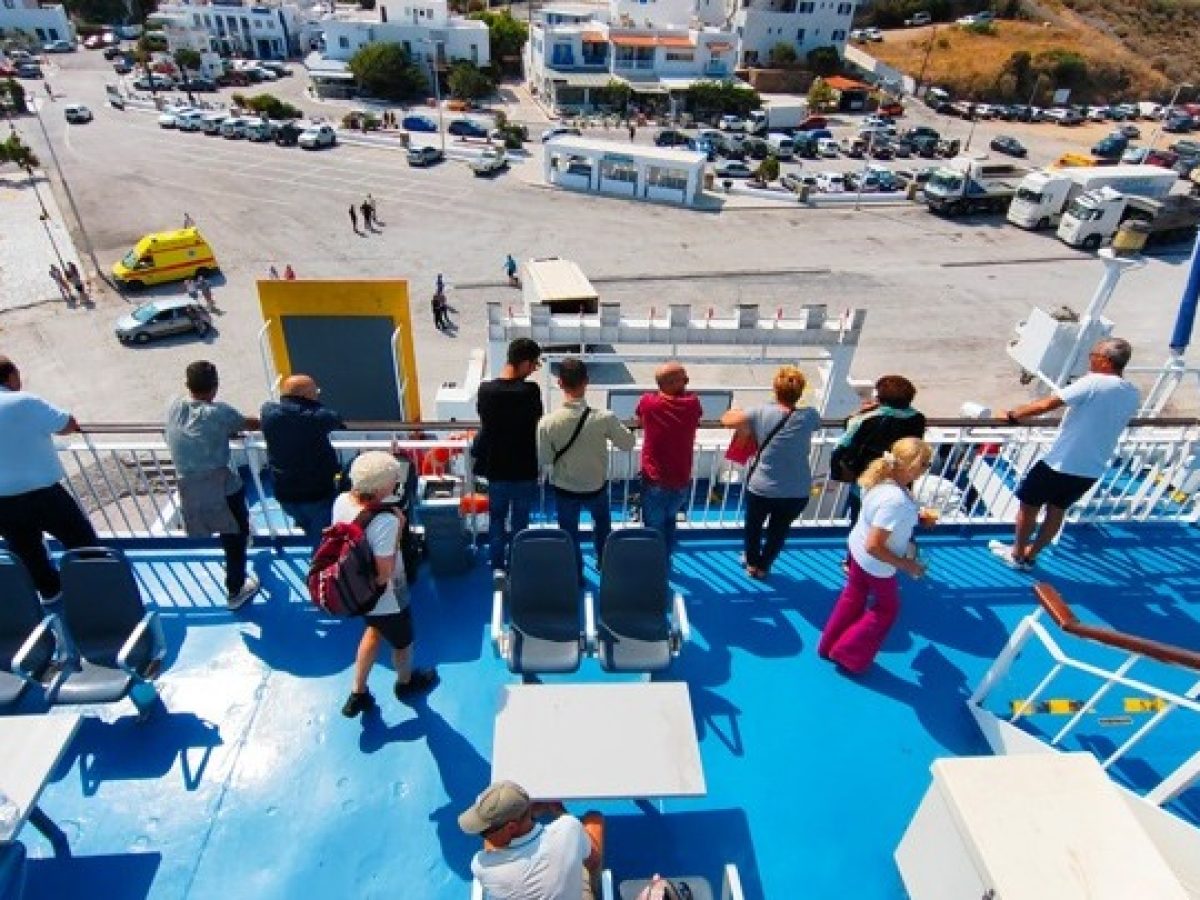 Πάσχα: Μειωμένη η ταξιδιωτική ζήτηση φέτος, λένε τα τουριστικά πρακτορεία – Φτάνει το -30%