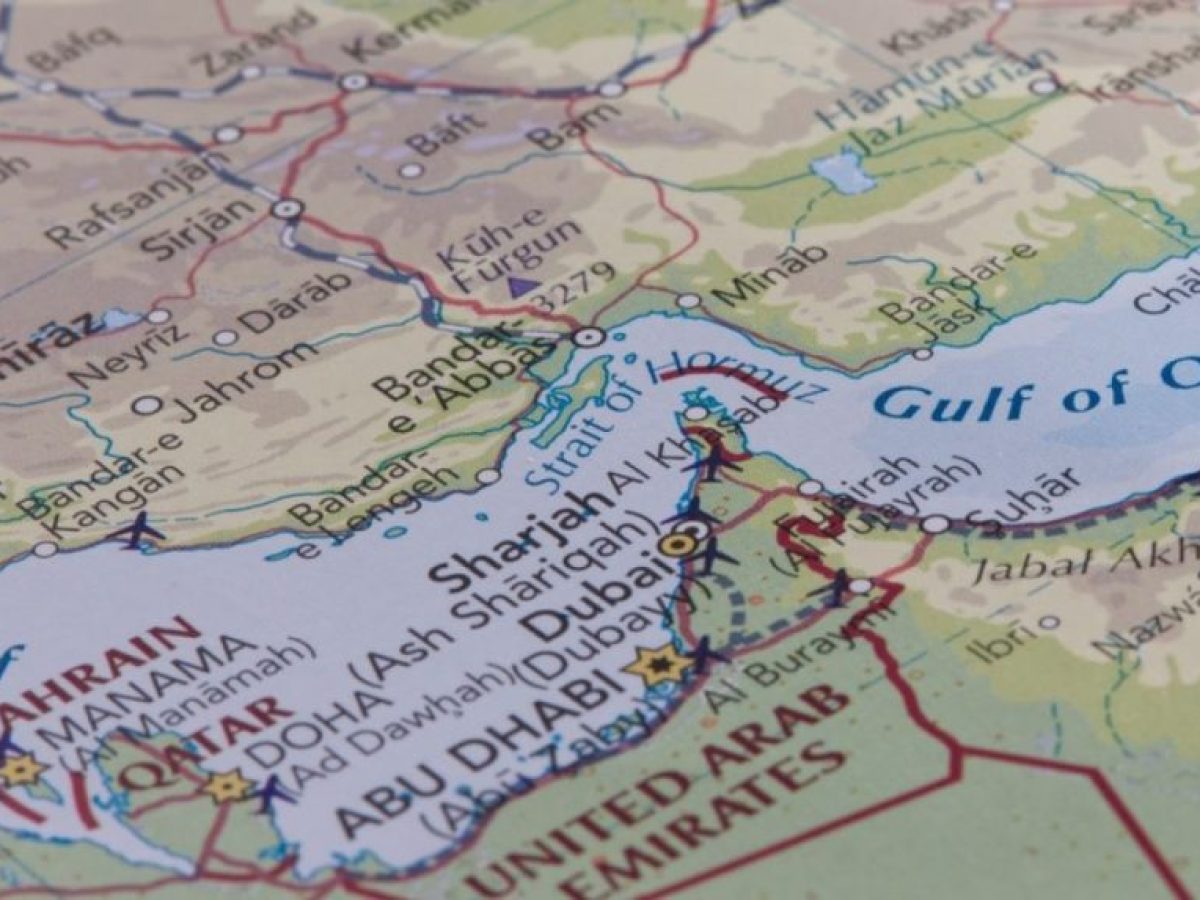 Ιράν–Ομάν: Σχεδιάζουν κοινή επιτήρηση στα Στενά του Ορμούζ – Μικρή «ανάσα» για τις ασιατικές αγορές