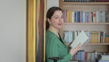 Αμαλία Αρσένη: «Την άνοιξη αν δεν την βρεις, τη φτιάχνεις»