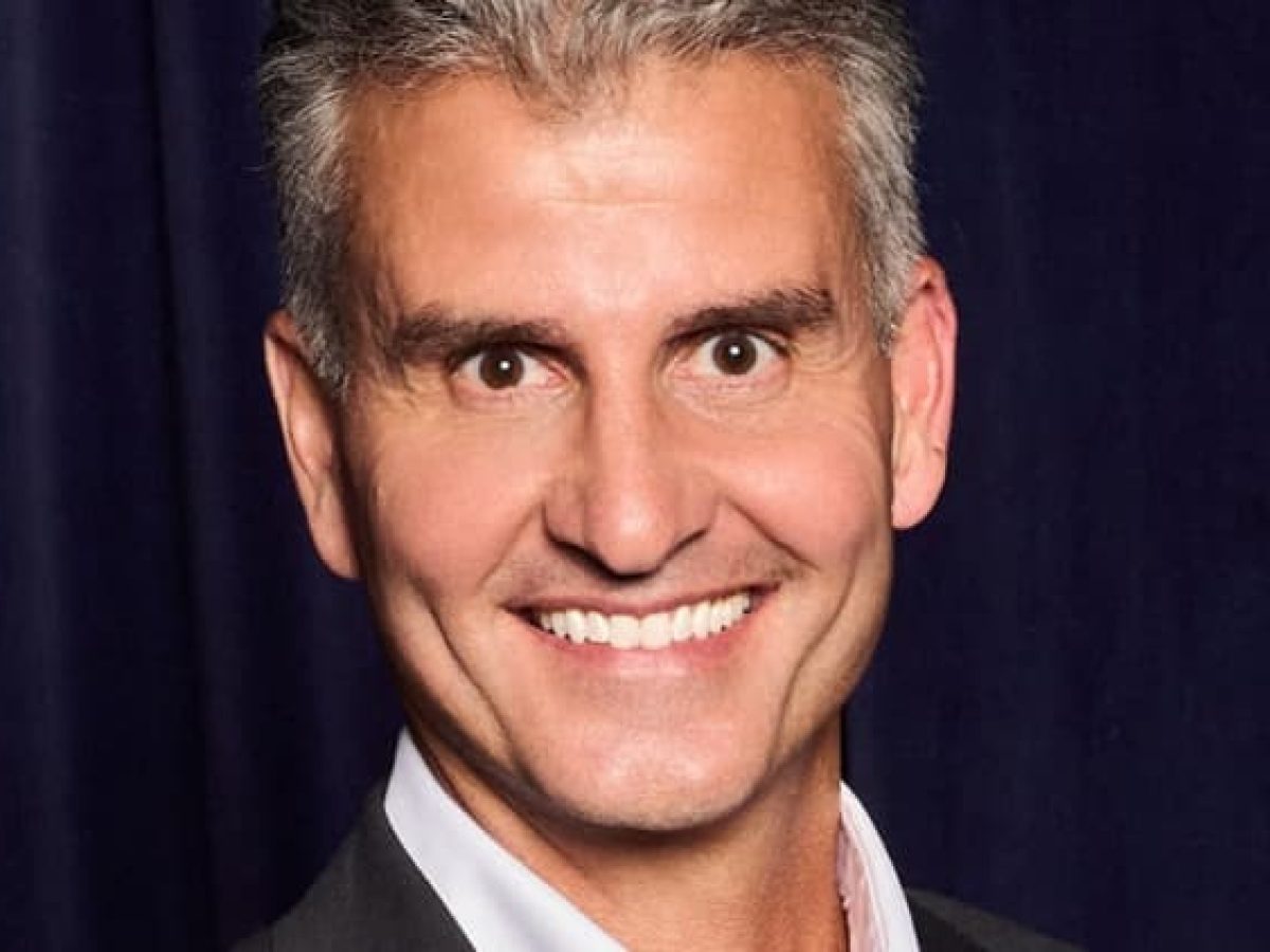 Walt Disney: Ο νέος CEO ξεκίνησε τις οργανωτικές αλλαγές καταργώντας 1.000 θέσεις