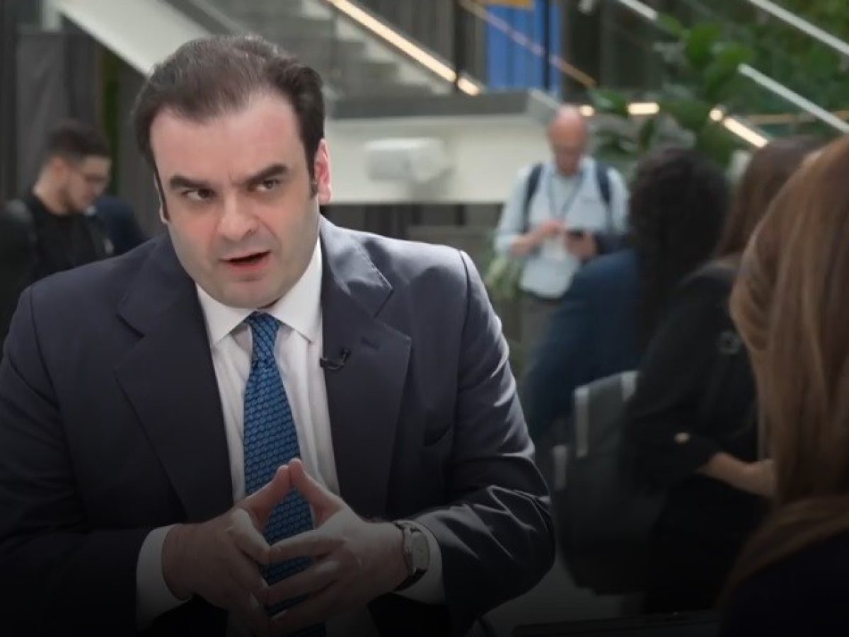 Πιερρακάκης στο CNBC: «Η Ευρώπη είναι λιγότερο ευάλωτη σε σχέση με το 2022»