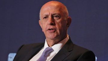 &Omicron; &Sigma;&Epsilon;&Beta; &gamma;&iota;&alpha; &tau;&alpha; &mu;έ&tau;&rho;&alpha; &epsilon;&lambda;ά&phi;&rho;&upsilon;&nu;&sigma;&eta;&sigmaf; &tau;&omicron;&upsilon; &epsilon;&nu;&epsilon;&rho;&gamma;&epsilon;&iota;&alpha;&kappa;&omicron;ύ &kappa;ό&sigma;&tau;&omicron;&upsilon;&sigmaf;: &laquo;&Epsilon;ί&nu;&alpha;&iota; &beta;ή&mu;&alpha;&tau;&alpha; &pi;&rho;&omicron;&sigmaf; &tau;&eta; &sigma;&omega;&sigma;&tau;ή &kappa;&alpha;&tau;&epsilon;ύ&theta;&upsilon;&nu;&sigma;&eta;&raquo;