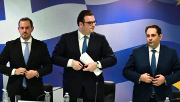 &Eta; &epsilon;&xi;&epsilon;&iota;&delta;ί&kappa;&epsilon;&upsilon;&sigma;&eta; &tau;&omicron;&upsilon; &nu;έ&omicron;&upsilon; &pi;&alpha;&kappa;έ&tau;&omicron;&upsilon; &mu;&epsilon; &tau;&alpha; &mu;έ&tau;&rho;&alpha; &sigma;&tau;ή&rho;&iota;&xi;&eta;&sigmaf; & &omicron;&iota; &delta;&iota;&kappa;&alpha;&iota;&omicron;ύ&chi;&omicron;&iota; (&pi;ί&nu;&alpha;&kappa;&epsilon;&sigmaf;)