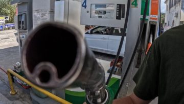 &Mu;έ&tau;&rho;&alpha; &sigma;&tau;ή&rho;&iota;&xi;&eta;&sigmaf; &alpha;&nu;&alpha;&kappa;&omicron;&iota;&nu;ώ&nu;&epsilon;&iota; &eta; &kappa;&upsilon;&beta;έ&rho;&nu;&eta;&sigma;&eta;: &Alpha;&iota;&sigma;&iota;&omicron;&delta;&omicron;&xi;ί&alpha; &gamma;&iota;&alpha; &delta;&eta;&mu;&omicron;&sigma;&iota;&omicron;&nu;&omicron;&mu;&iota;&kappa;ό &chi;ώ&rho;&omicron; 700 &ndash; 800 &epsilon;&kappa;&alpha;&tau;. &epsilon;&upsilon;&rho;ώ &ndash; &Tau;&alpha; &sigma;&epsilon;&nu;ά&rho;&iota;&alpha; &pi;&omicron;&upsilon; &epsilon;ί&nu;&alpha;&iota; &sigma;&tau;&omicron; &tau;&rho;&alpha;&pi;έ&zeta;&iota;