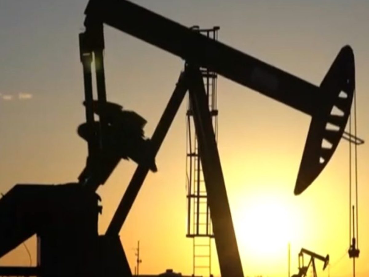 Άλμα πάνω από 5% στην τιμή του πετρελαίου