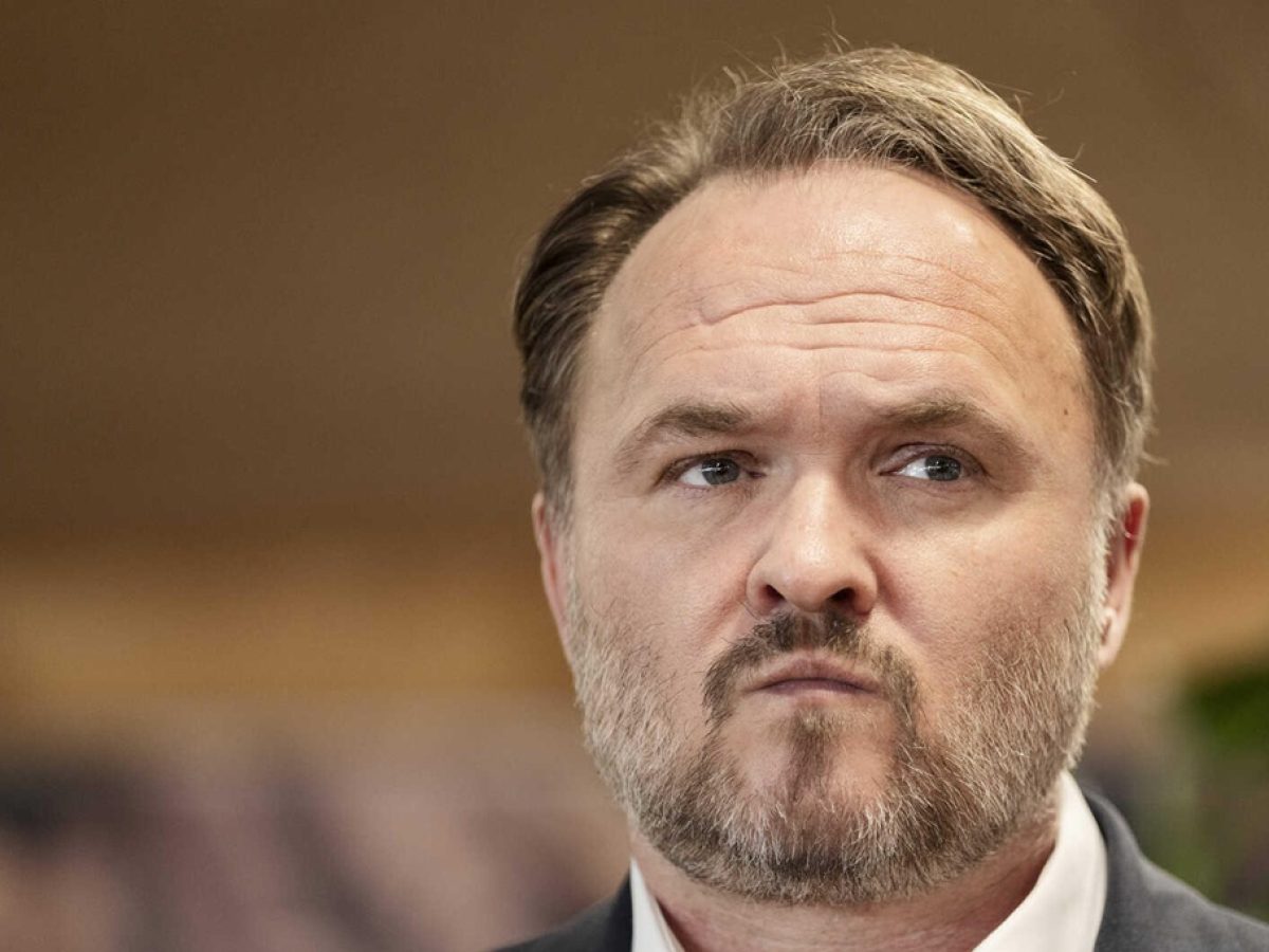 Δελτίο στα καύσιμα: Μέτρα σοκ εξετάζει η Κομισιόν