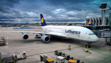 &Eta; Lufthansa &alpha;&kappa;&upsilon;&rho;ώ&nu;&epsilon;&iota; 20.000 &pi;&tau;ή&sigma;&epsilon;&iota;&sigmaf; &mu;&iota;&kappa;&rho;ώ&nu; &alpha;&pi;&omicron;&sigma;&tau;ά&sigma;&epsilon;&omega;&nu;