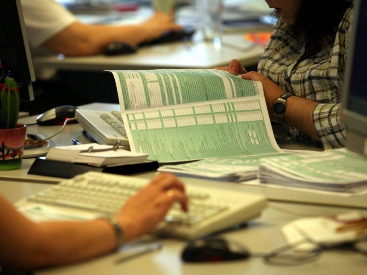 Φορολογικές δηλώσεις: Έφτασαν τα 2,3 εκατ. με την οριστικοποίηση των προσυμπληρωμένων – SOS για τις τροποποιητικές