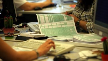 &Phi;&omicron;&rho;&omicron;&lambda;&omicron;&gamma;&iota;&kappa;έ&sigmaf; &delta;&eta;&lambda;ώ&sigma;&epsilon;&iota;&sigmaf;: Έ&phi;&tau;&alpha;&sigma;&alpha;&nu; &tau;&alpha; 2,3 &epsilon;&kappa;&alpha;&tau;. &mu;&epsilon; &tau;&eta;&nu; &omicron;&rho;&iota;&sigma;&tau;&iota;&kappa;&omicron;&pi;&omicron;ί&eta;&sigma;&eta; &tau;&omega;&nu; &pi;&rho;&omicron;&sigma;&upsilon;&mu;&pi;&lambda;&eta;&rho;&omega;&mu;έ&nu;&omega;&nu; &ndash; SOS &gamma;&iota;&alpha; &tau;&iota;&sigmaf; &tau;&rho;&omicron;&pi;&omicron;&pi;&omicron;&iota;&eta;&tau;&iota;&kappa;έ&sigmaf;