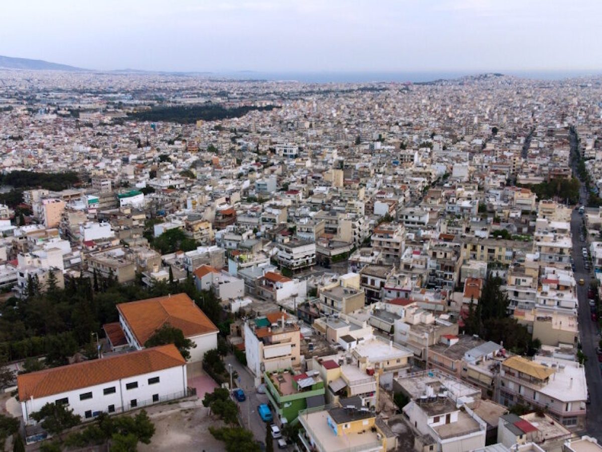 Εφορία: 2.500 έλεγχοι σε αγοραπωλησίες ακινήτων – Στο επίκεντρο Ελληνικό και νότια προάστια