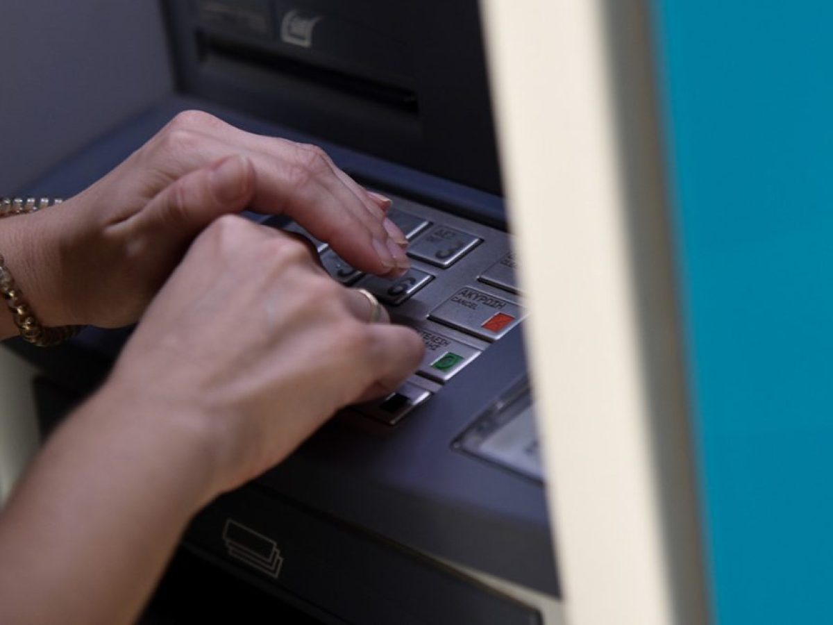 Με αλλαγές η λειτουργία των τραπεζών λόγω του Καθολικού Πάσχα