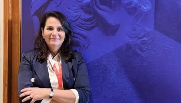 Εύα Δουζίνα: Η γυναίκα που μπλόκαρε την επέκταση των ιχθυοκαλλιεργειών στην Ελλάδα
